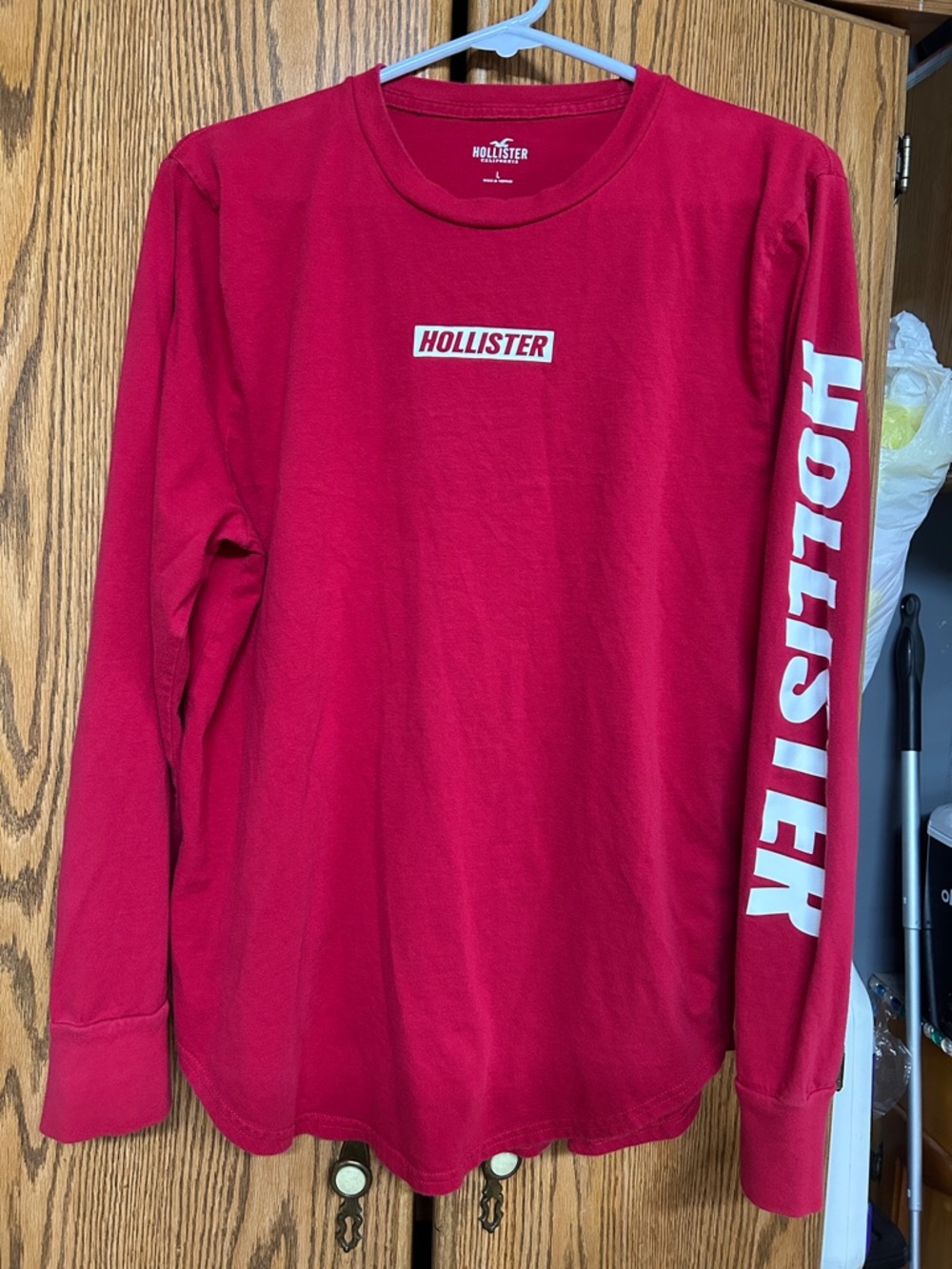 Hollister Red Long-Sleeve Logo Tee with Sleeve Script Sz Large